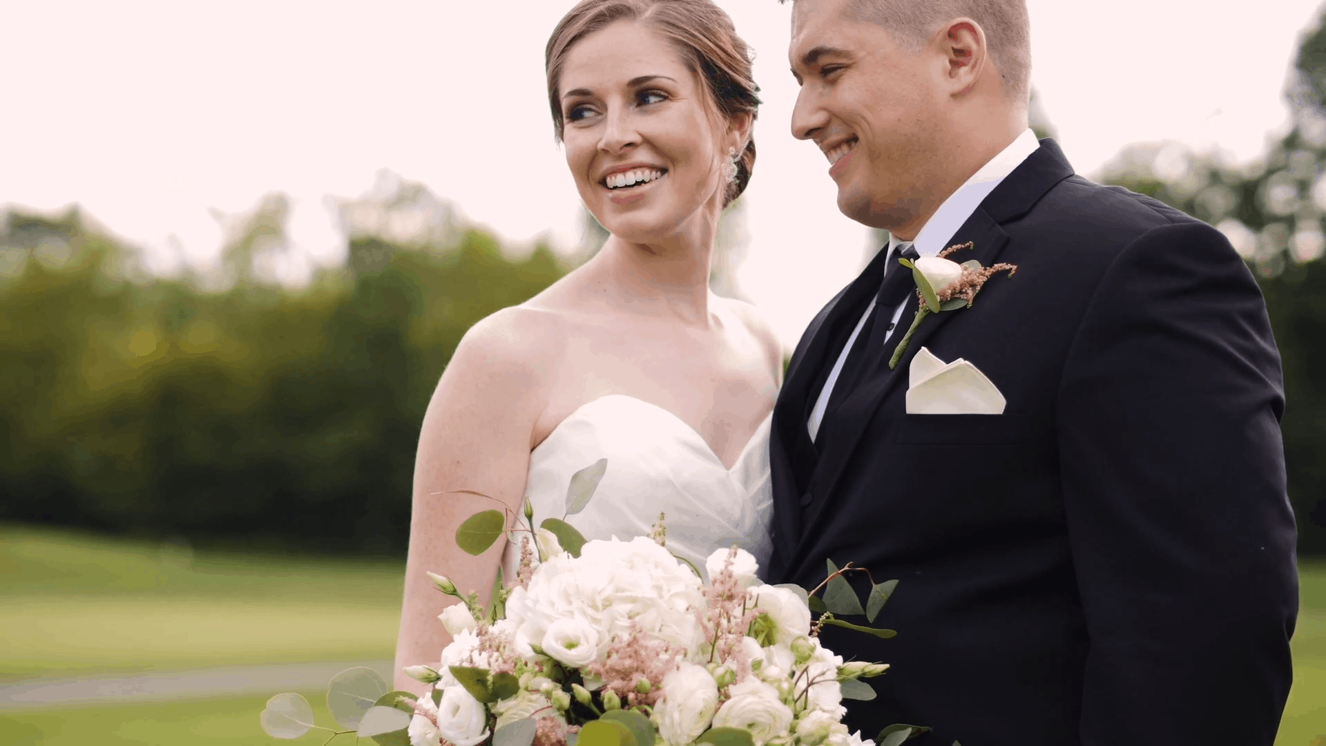 Stephanie & Robert – Blue Bell Country Club