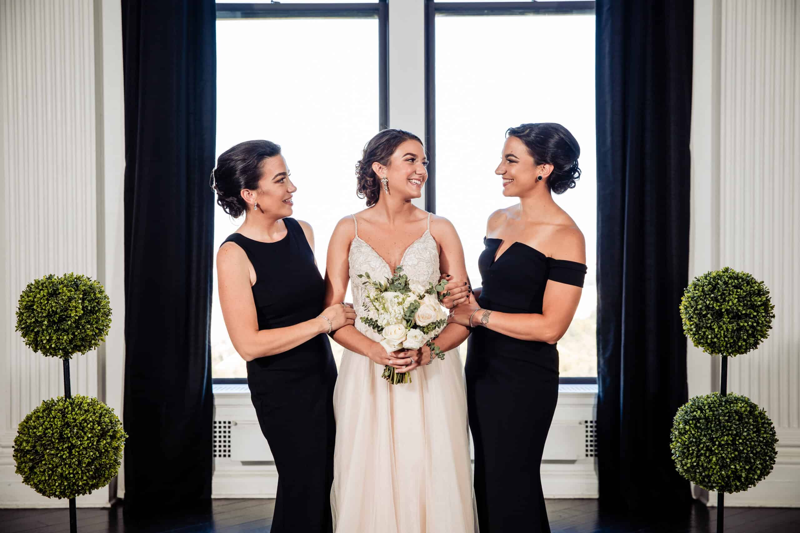 Connect with your prospective wedding photographer or videographer to communicate your expectations.